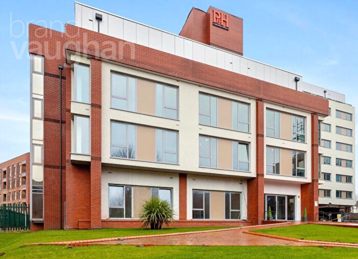 2 Bedroom Flat For Sale In Davigdor Road, Hove, East Sussex, BN3