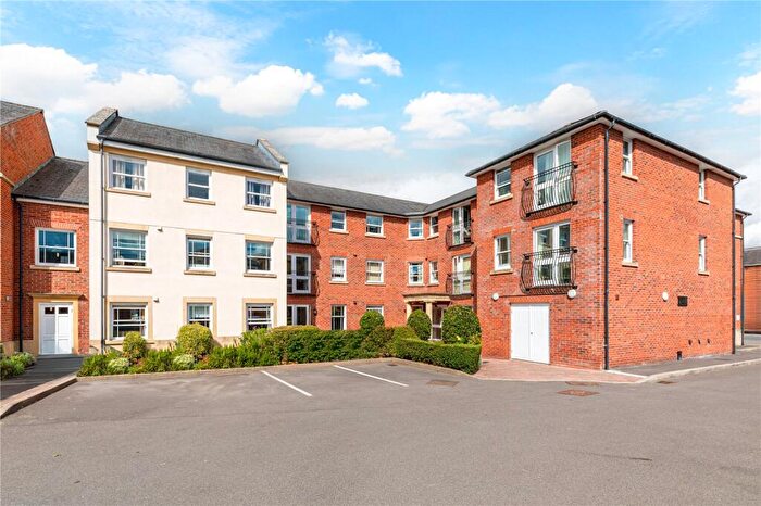 1 Bedroom Apartment For Sale In New Park Street, Devizes, Wiltshire, SN10