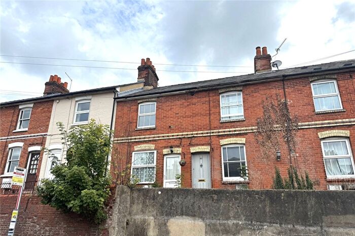2 Bedroom Terraced House For Sale In Winchester Road, Basingstoke, Hampshire, RG21