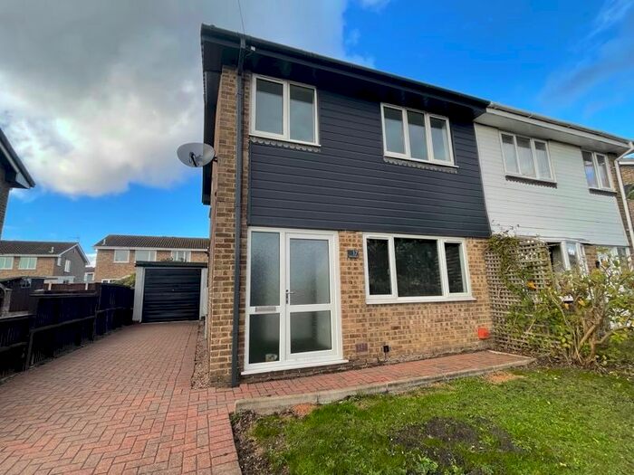 3 Bedroom Semi-Detached House To Rent In Wellwood Road, Newhall, Swadlincote, DE11