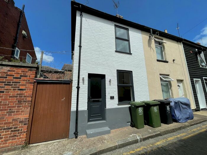 2 Bedroom House To Rent In Malakoff Road, Great Yarmouth, NR30