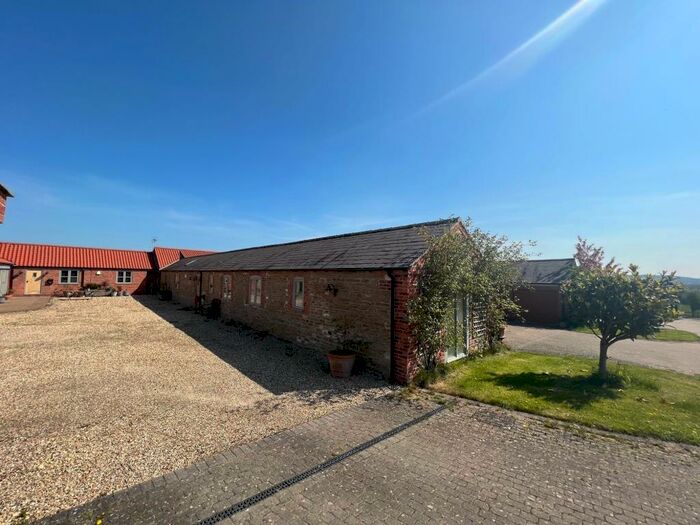 2 Bedroom Barn Conversion To Rent In Belton, Grantham, NG32