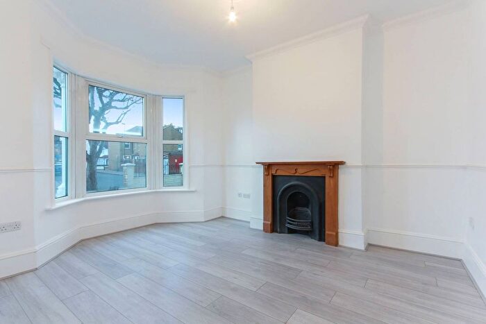 4 Bedroom Property To Rent In Cotford Road, Thornton Heath, CR7