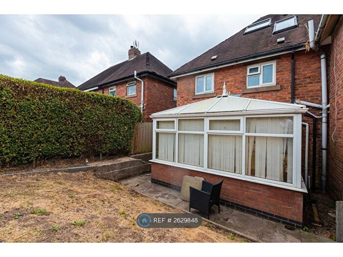 3 Bedroom Semi-Detached House To Rent In Hall Walk, Coleshill, Birmingham, B46