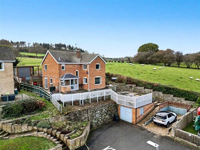 3 Bedroom Detached House For Sale In Begwyns Bluff, Clyro, Hereford, HR3