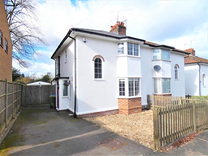 2 Bedroom Semi-Detached House To Rent In Greens School Lane, Farnborough, GU14