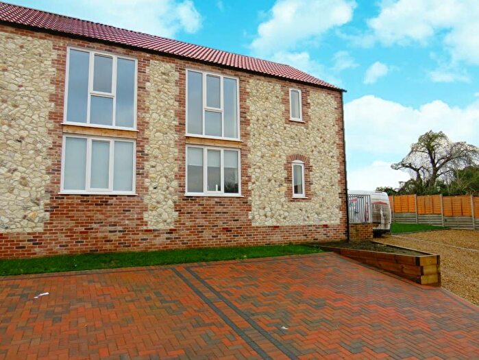 3 Bedroom Semi-Detached House To Rent In Barkers Drive, Feltwell, IP26