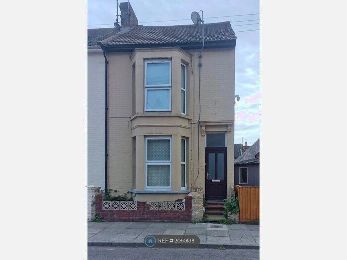 4 Bedroom End Of Terrace House To Rent In Meyrick Road, Sheerness, ME12