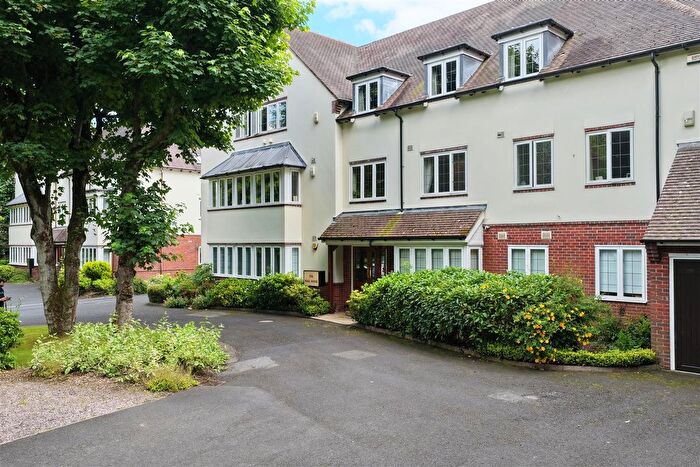 3 Bedroom Flat For Sale In Park House, Harborne Road, Edgbaston, Birmingham, B15