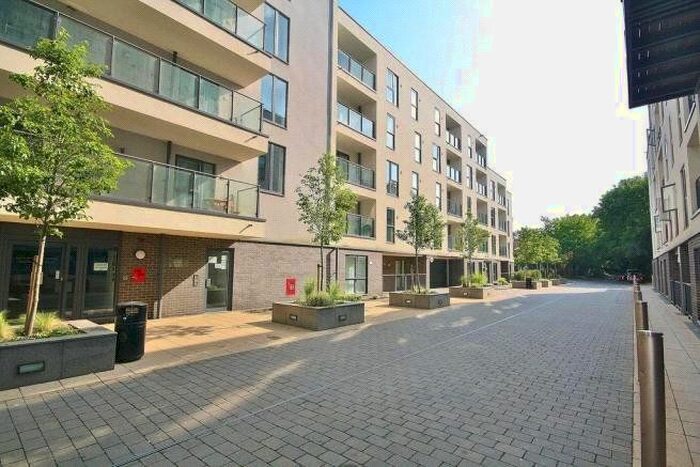 2 Bedroom Flat To Rent In Bradfield Close, Woking, Surrey, GU22