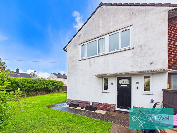 3 Bedroom End Of Terrace House For Sale In Coniston Avenue, Walkden, Manchester, M38