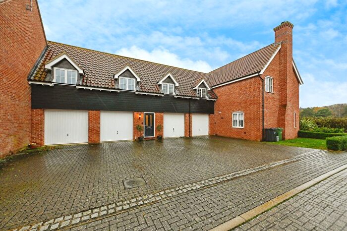 2 Bedroom Flat For Sale In Tapping Close, Snettisham, King's Lynn, PE31