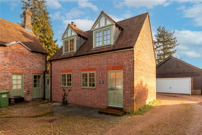 1 Bedroom Detached House To Rent In Pedley Hill, Studham, Dunstable, Bedfordshire, LU6