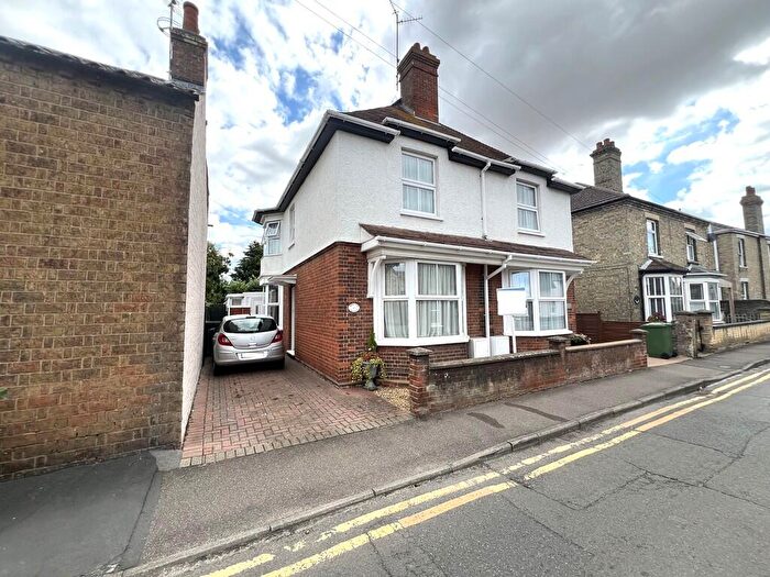 3 Bedroom Semi-Detached House For Sale In Railway Lane, Chatteris, PE16