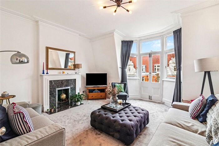 3 Bedroom Flat To Rent In Lauderdale Mansions, Lauderdale Road, London, W9