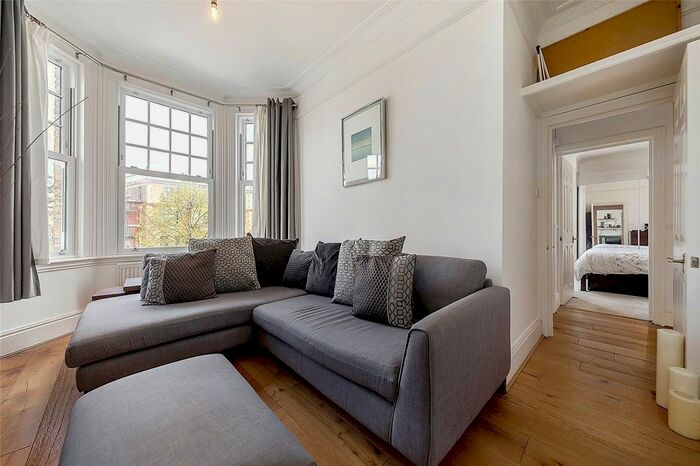 2 Bedroom Flat To Rent In Dryburgh Court, Dryburgh Road, London, SW15