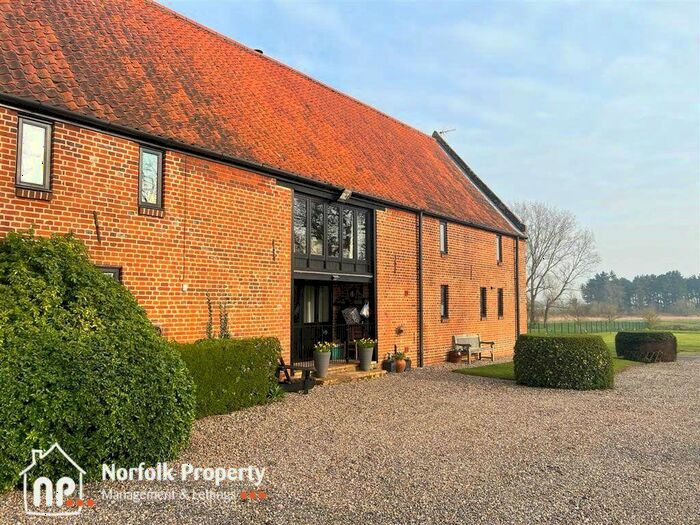 2 Bedroom Cottage To Rent In Mautby, NR29