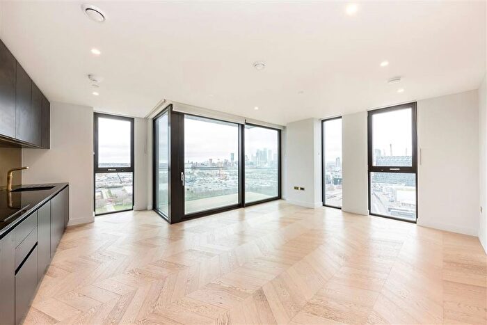 3 Bedroom Flat For Sale In Tidemill Square, Greenwich, SE10