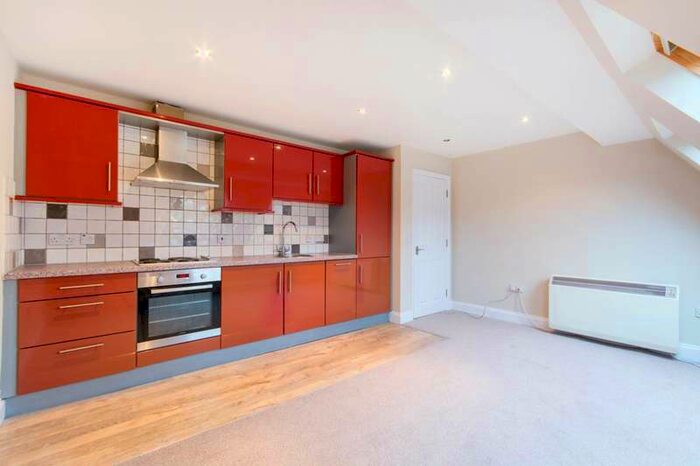 1 Bedroom Flat To Rent In Addington Road, Croydon, CR2