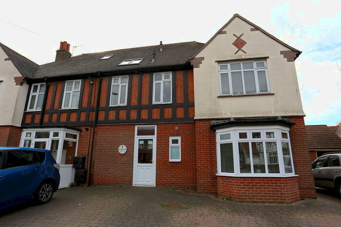 2 Bedroom Apartment To Rent In High Road East, Felixstowe, IP11