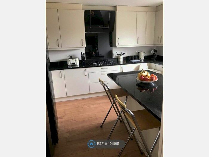 3 Bedroom Terraced House To Rent In Temple Gardens, Sittingbourne, ME10