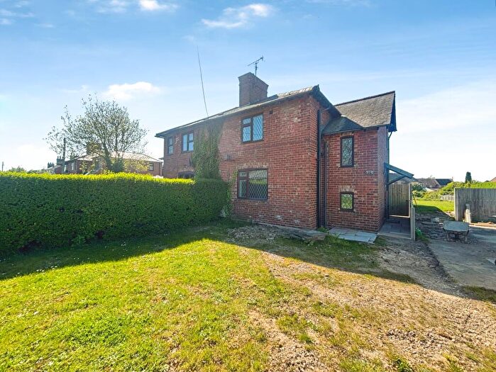 3 Bedroom Semi Detached House For Sale In Jerusalem Road, Skellingthorpe, LN6