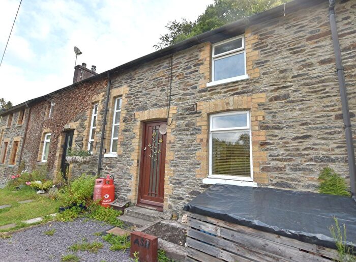 1 Bedroom Cottage For Sale In Allt Penrhiw, Drefach, Felindre, SA44