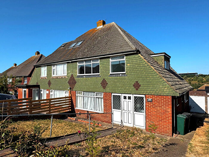 3 Bedroom Semi-Detached House For Sale In Swanborough Drive, Brighton, Brighton & Hove, BN2