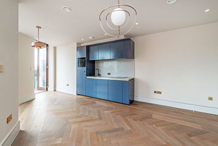 1 Bedroom Flat To Rent In Bronze Foundry House, London, SW6