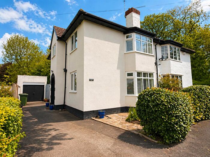 3 Bedroom Semi-Detached House For Sale In Thingwall Road, Irby, Wirral, CH61
