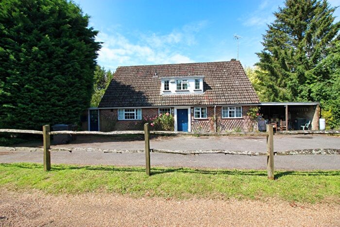 3 Bedroom Detached House For Sale In Basted Lane, Crouch, TN15