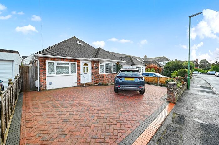 3 Bedroom Bungalow For Sale In The Close, Shoreham, West Sussex, BN43