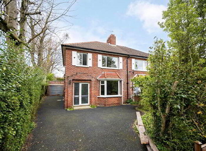 3 Bedroom Semi-Detached House For Sale In Sandown Park South, Belfast, BT5