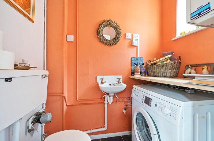 2 Bedroom Detached House For Sale In Molivers Lane, Bromham, Bedford, MK43