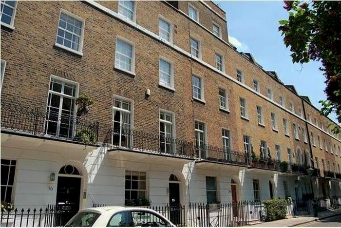 1 Bedroom Flat To Rent In Brompton Square, London, SW3