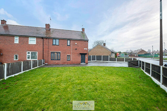 3 Bedroom Semi-Detached House For Sale In Lestermoor Avenue, Kiveton Park, S26