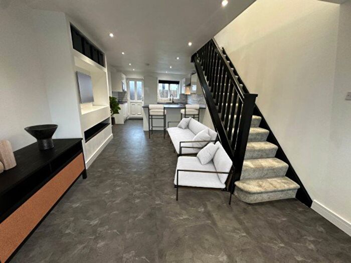 2 Bedroom Terraced House To Rent In Highbank, Newport, NP19