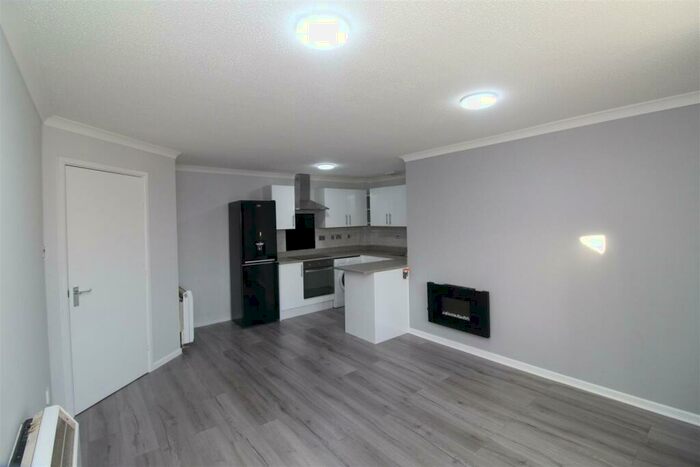 1 Bedroom Flat To Rent In Harrison Way, Cardiff Bay, Cardiff, CF11