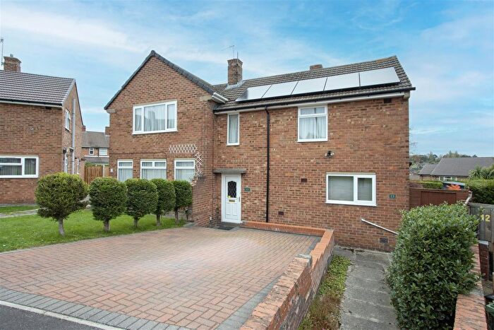 2 Bedroom Semi-Detached House For Sale In Rose Wood Close, Dunston, Chesterfield, S41
