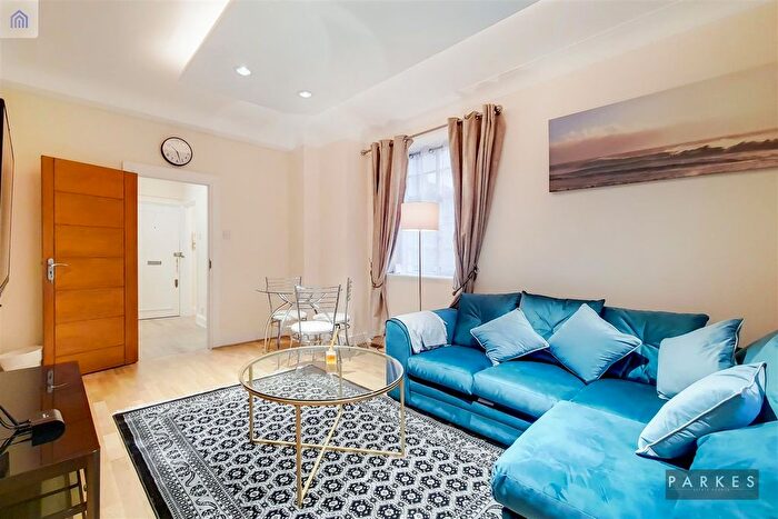 1 Bedroom Flat To Rent In Quebec Court, Seymour Street, Marylebone, W1H