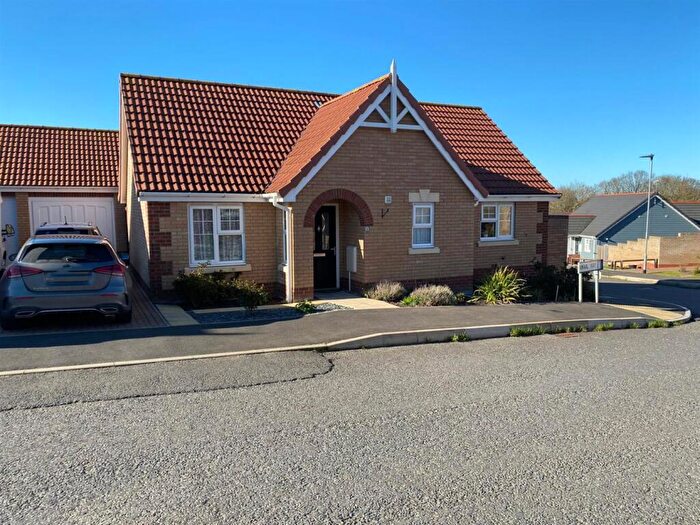 2 Bedroom Detached Bungalow For Sale In Anvil Way, Combs, Stowmarket, IP14