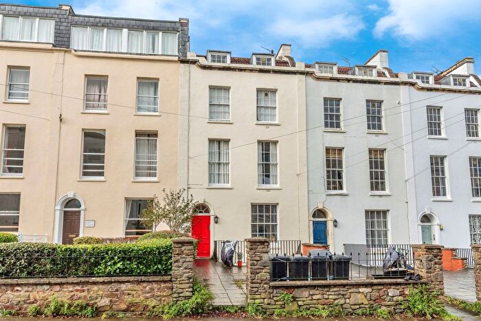 1 Bedroom Flat For Sale In Meridian Place, Bristol, BS8