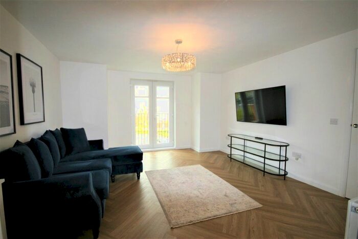 2 Bedroom Flat To Rent In South Bank Court, Penicuik, Midlothian, EH26