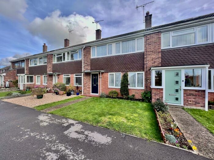 3 Bedroom House To Rent In Romsey, SO51