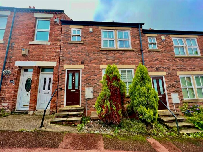 3 Bedroom Terraced House To Rent In St. Thomas Street, Low Fell, Gateshead, NE9