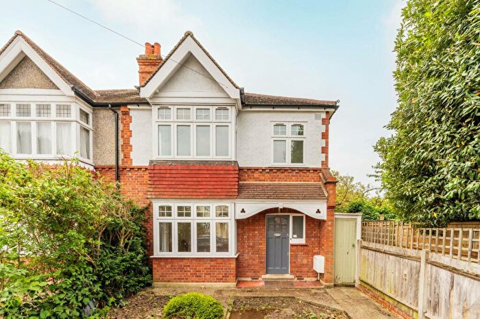 3 Bedroom Semi-Detached House To Rent In Grayham Crescent, New Malden, KT3