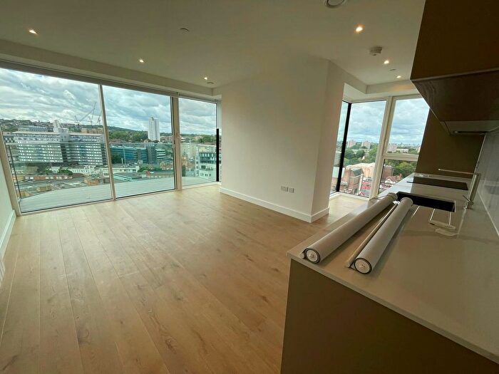1 Bedroom Flat For Sale In Lantern Wharf, Royal Arsenal Riverside, SE18