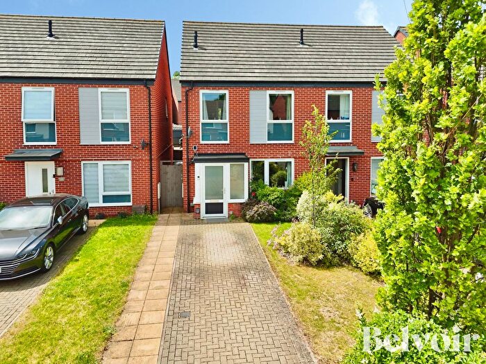 4 Bedroom Semi Detached House For Sale In Sorrel Drive, Bilston, WV14