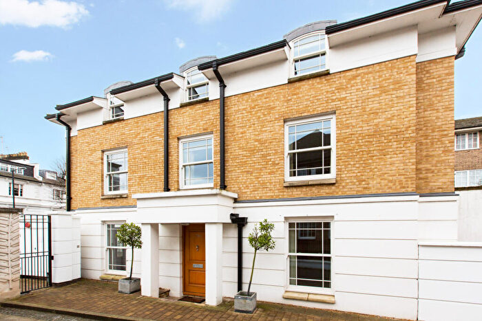 5 Bedroom Detached House To Rent In Acacia Road, St John's Wood, London, NW8