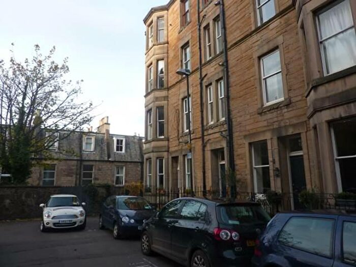1 Bedroom Flat To Rent In Viewforth Gardens, Bruntsfield, Edinburgh, EH10